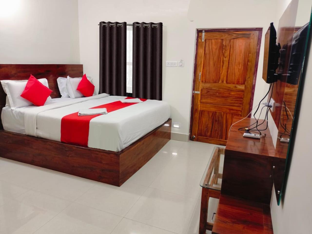 Hotel Sea Gold Puri Kültér fotó